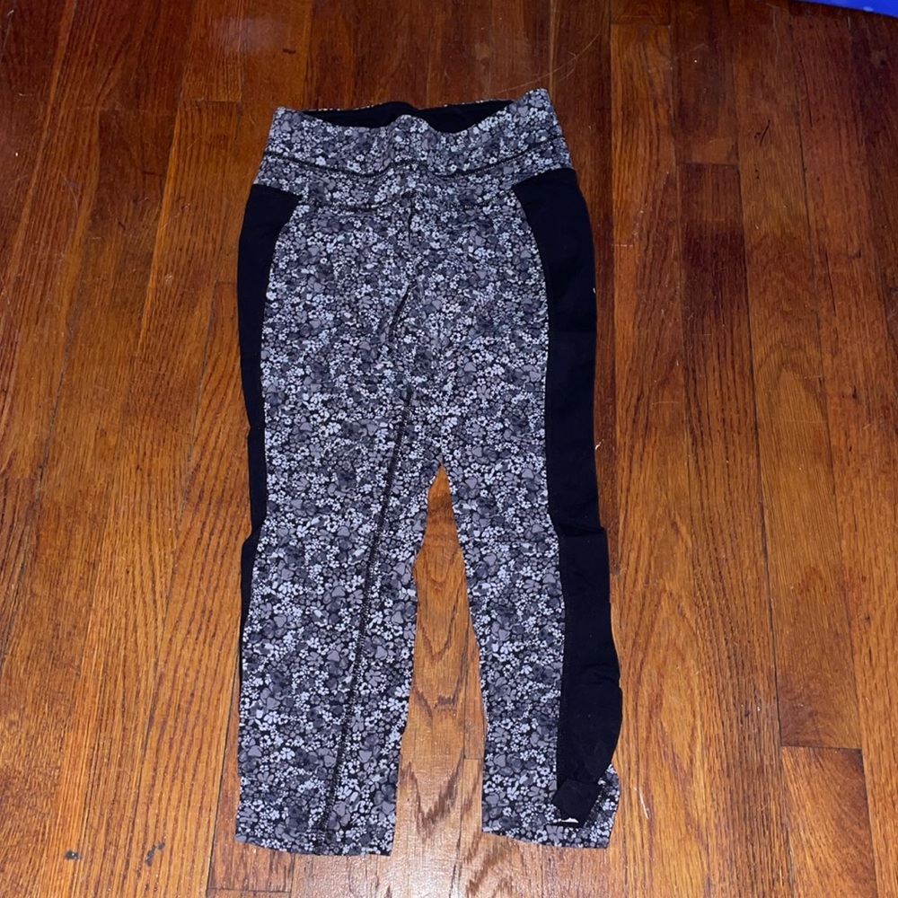 Athleta cropped leggings